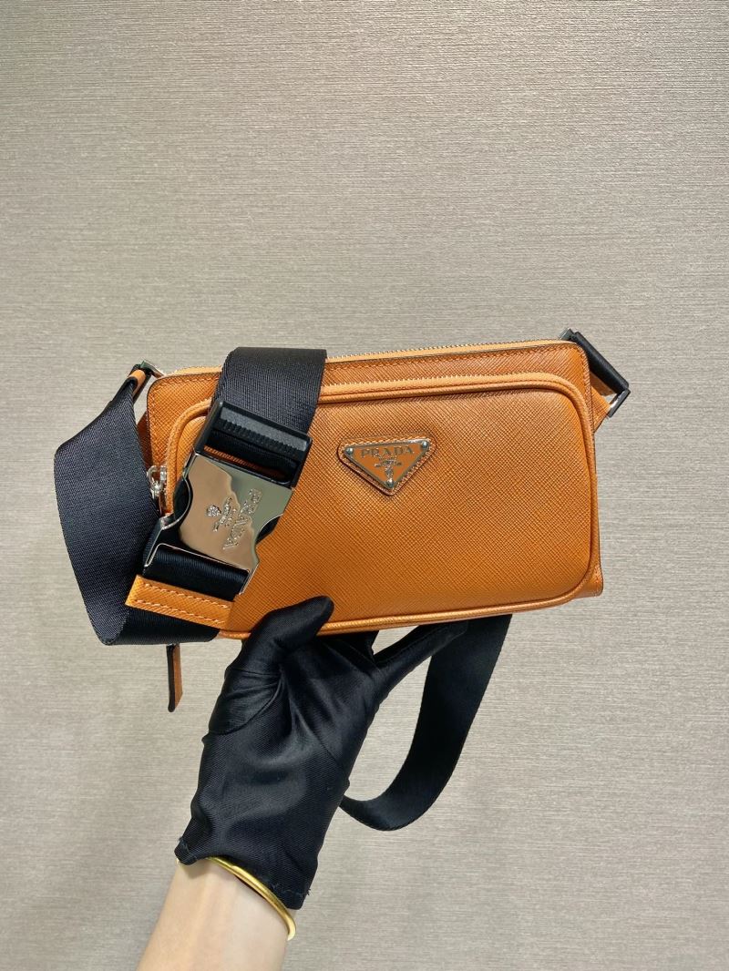 Pra*a waist chest packs